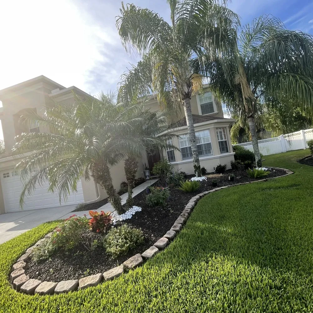 Professional residential landscaping in Tampa Bay, FL by D&R Lawn Services