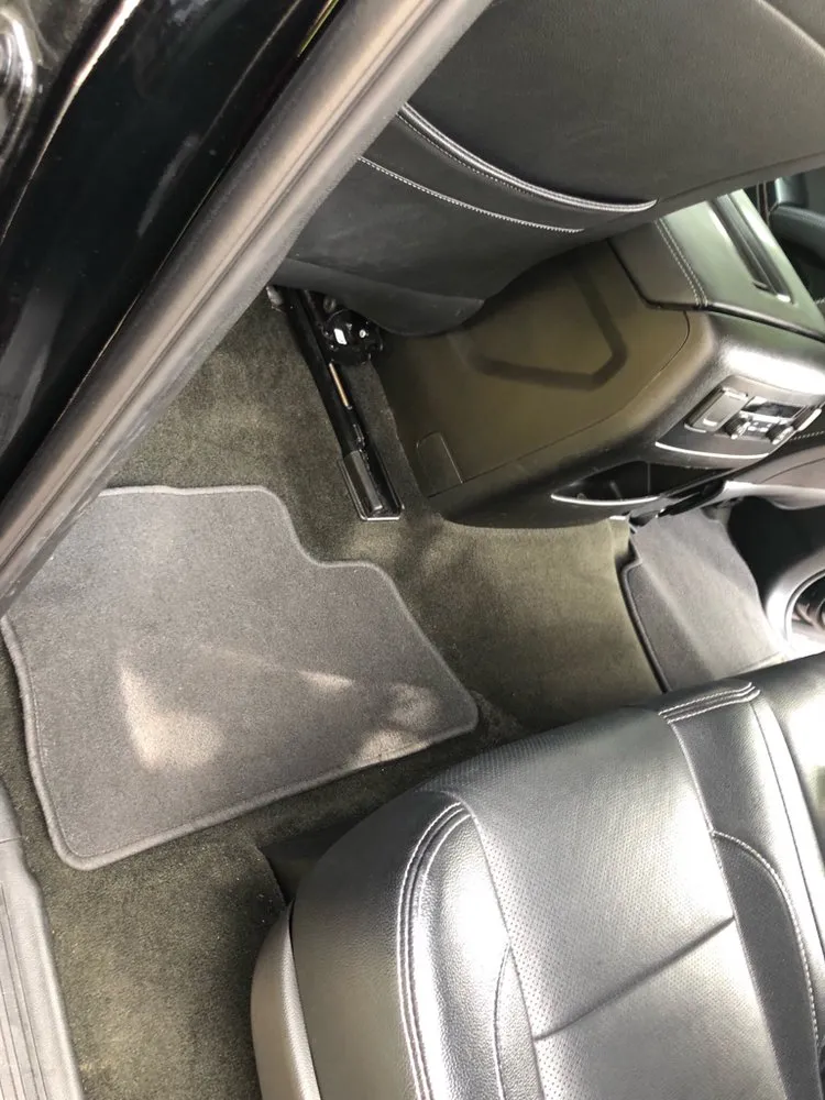 Custom lawn mowing service experts serving Miami, FL - DR miami cleaning