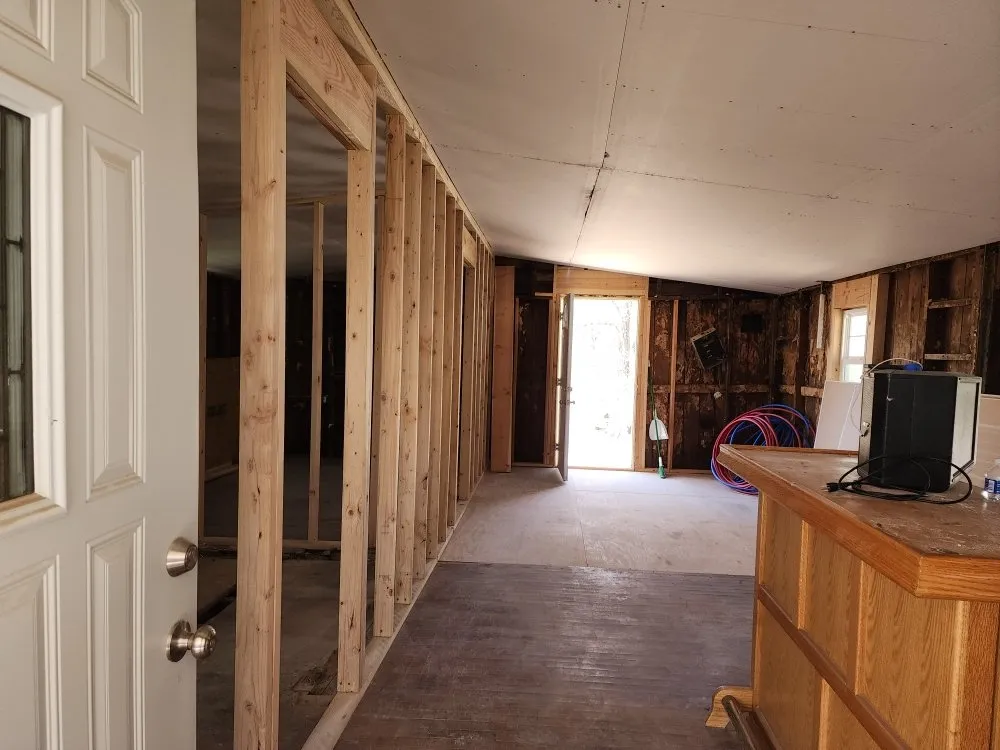 Reliable yard cleanup service for year-round maintenance in Strong City, KS by D&R Repair and Demo