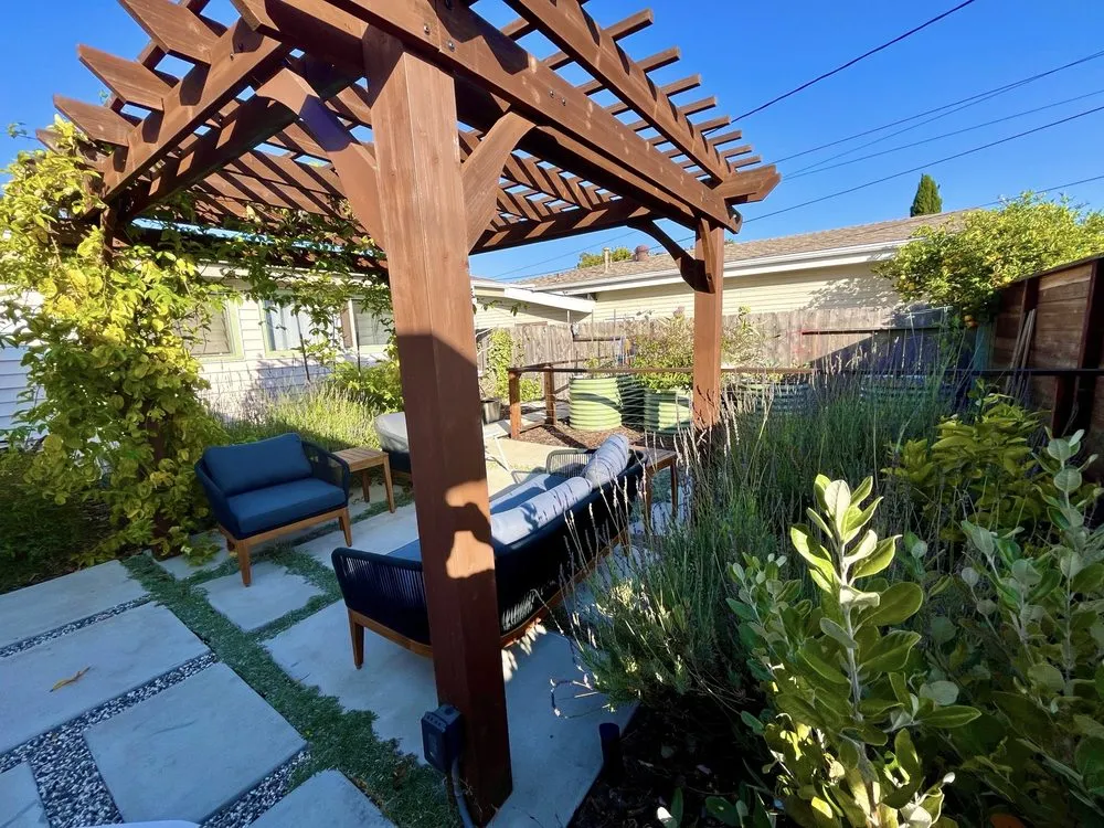 Trusted lawn care service in San Diego, CA by Drab To Fab