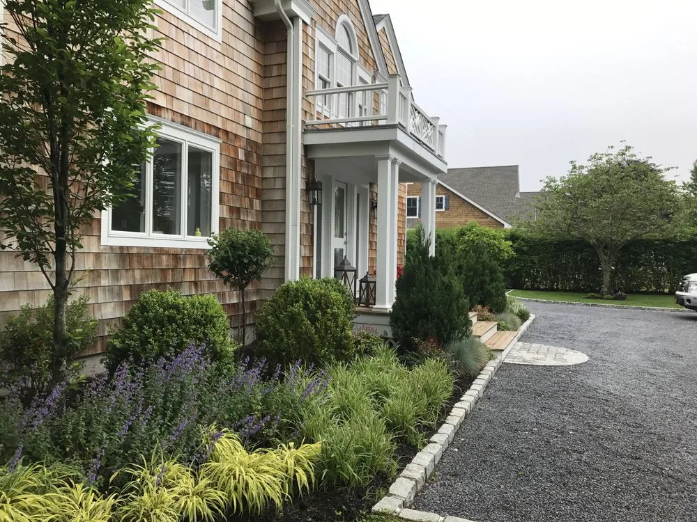 Reliable lawn care service in Speonk, NY - Dragonfly Landscape Design