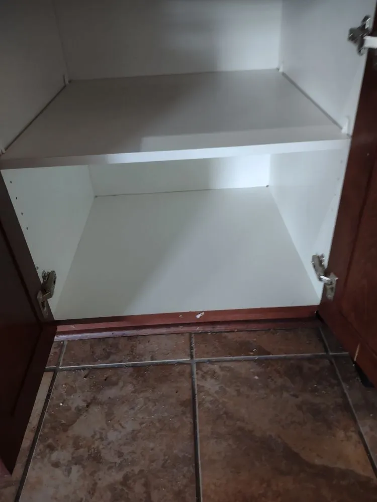 Top-rated lawn care service for homes in Newport News, VA by Dragon's Gate Cleaning