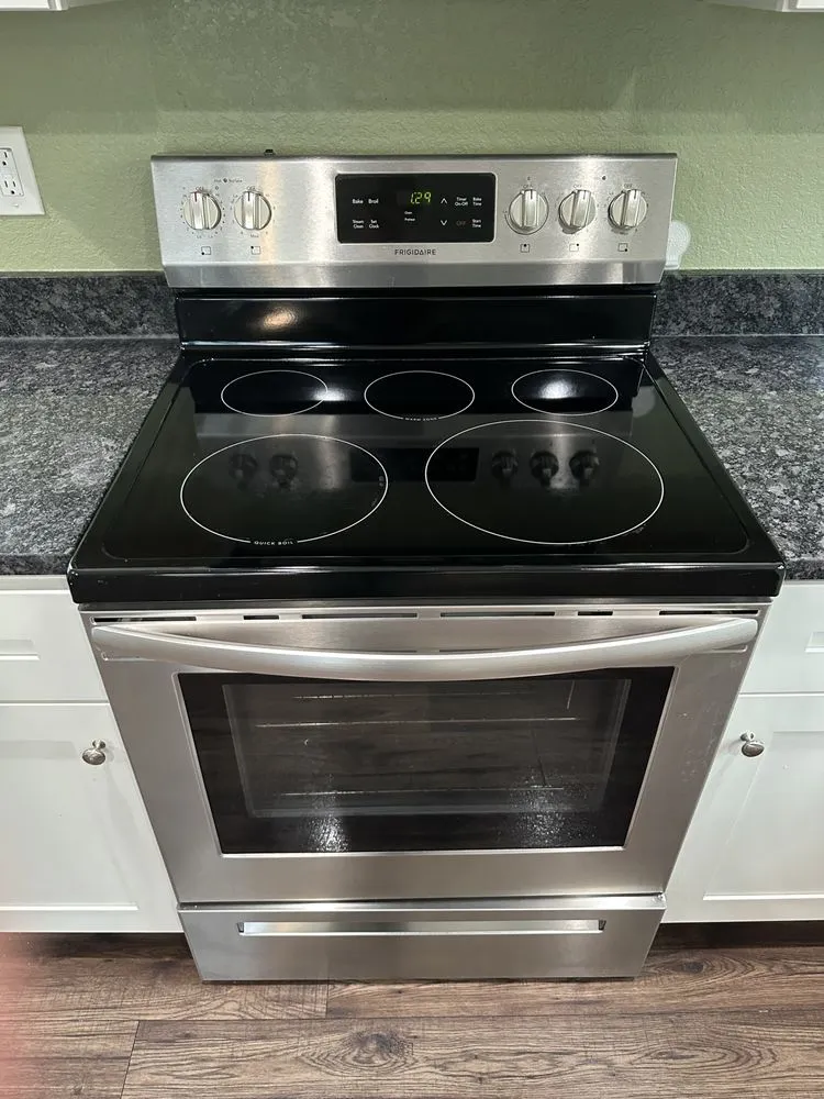 Local landscaping services in Newport News, VA by Dragon's Gate Cleaning