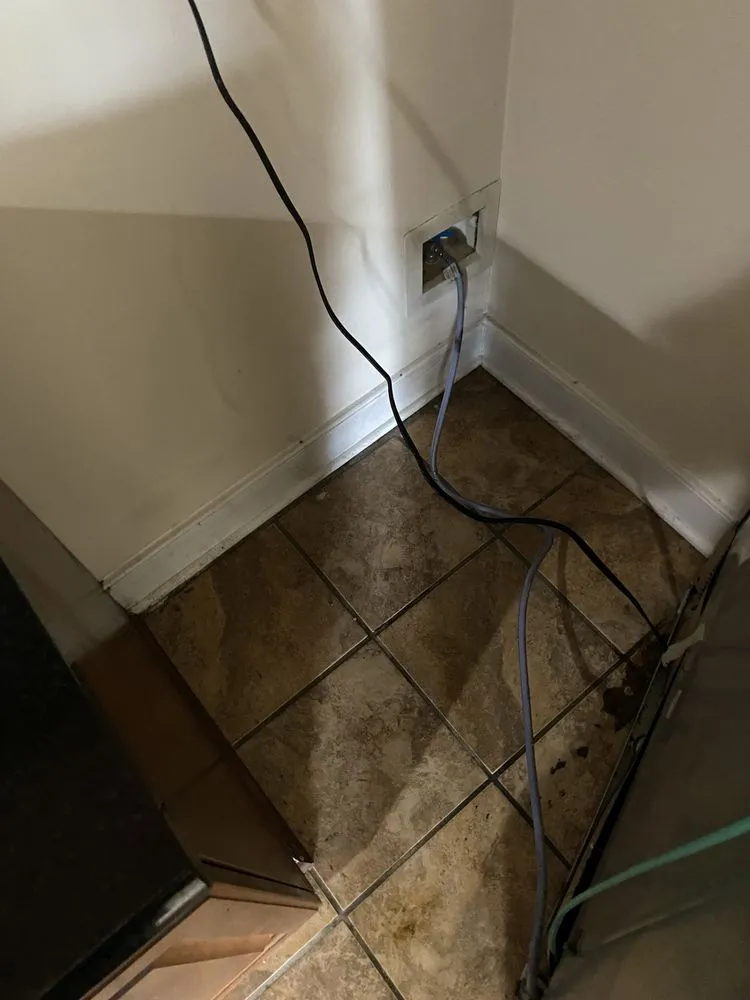 Local lawn mowing service experts serving Newport News, VA - Dragon's Gate Cleaning