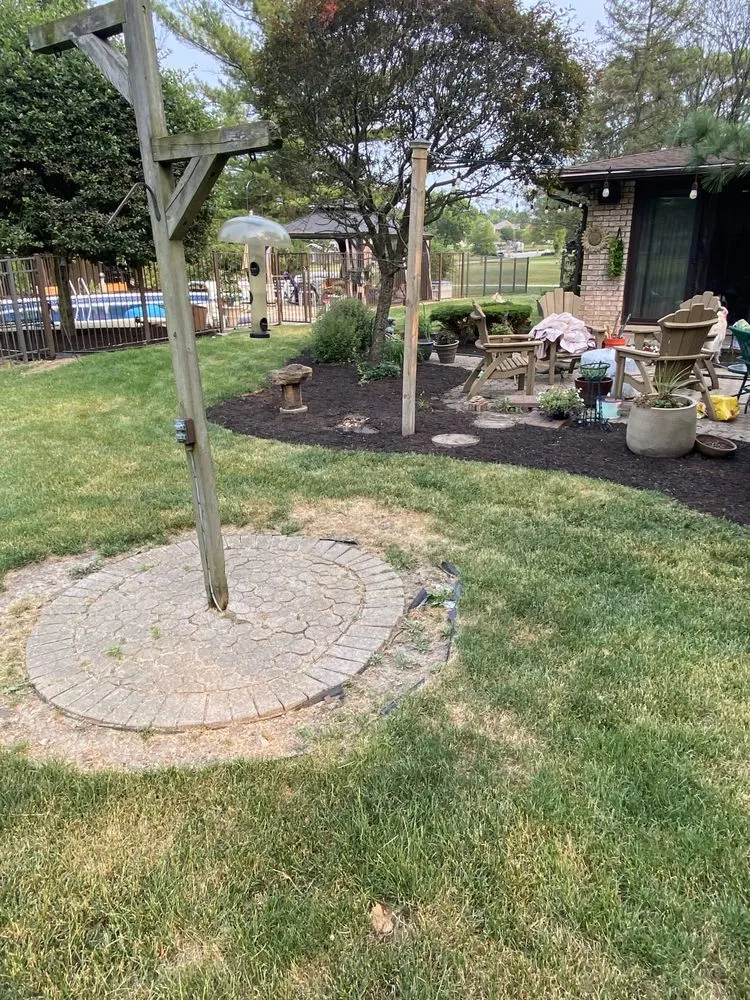Top-rated yard maintenance in New Lenox, IL by Drakes Landscaping