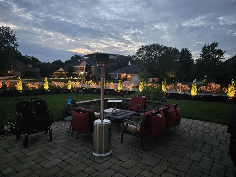 Reliable yard maintenance for residential properties in New Lenox, IL by Drakes Landscaping