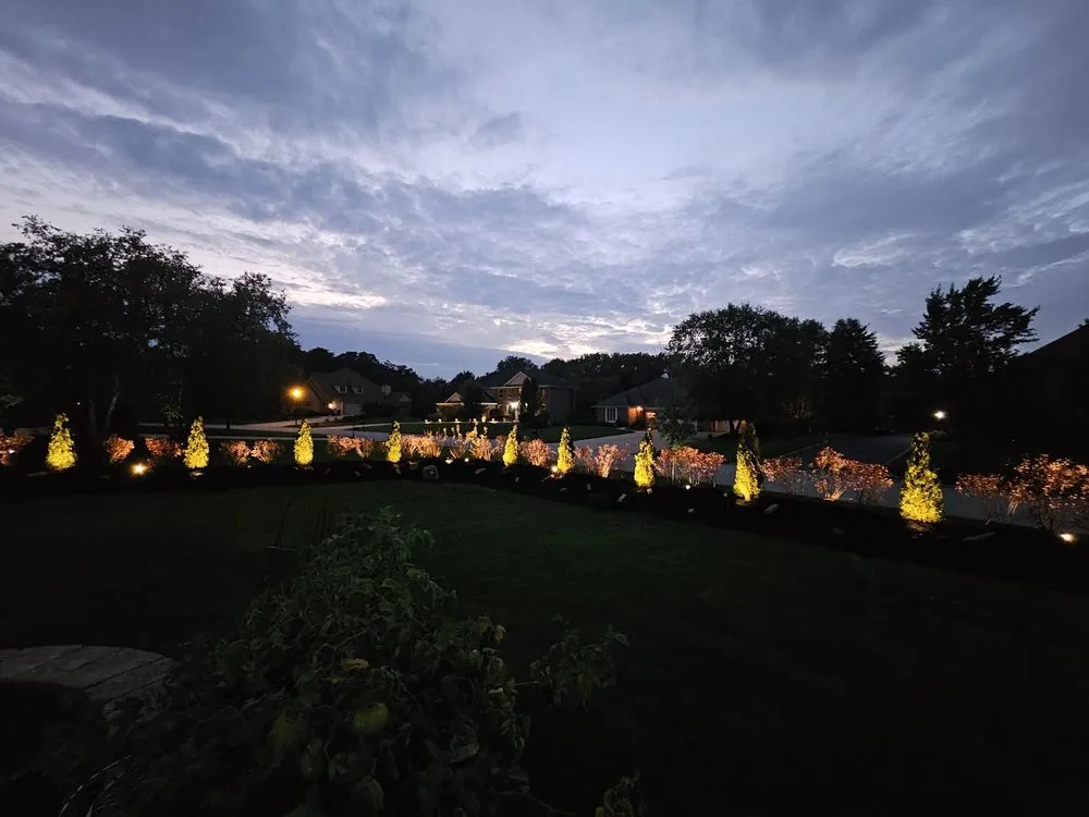 Top-rated lawn mowing service for homes in New Lenox, IL by Drakes Landscaping