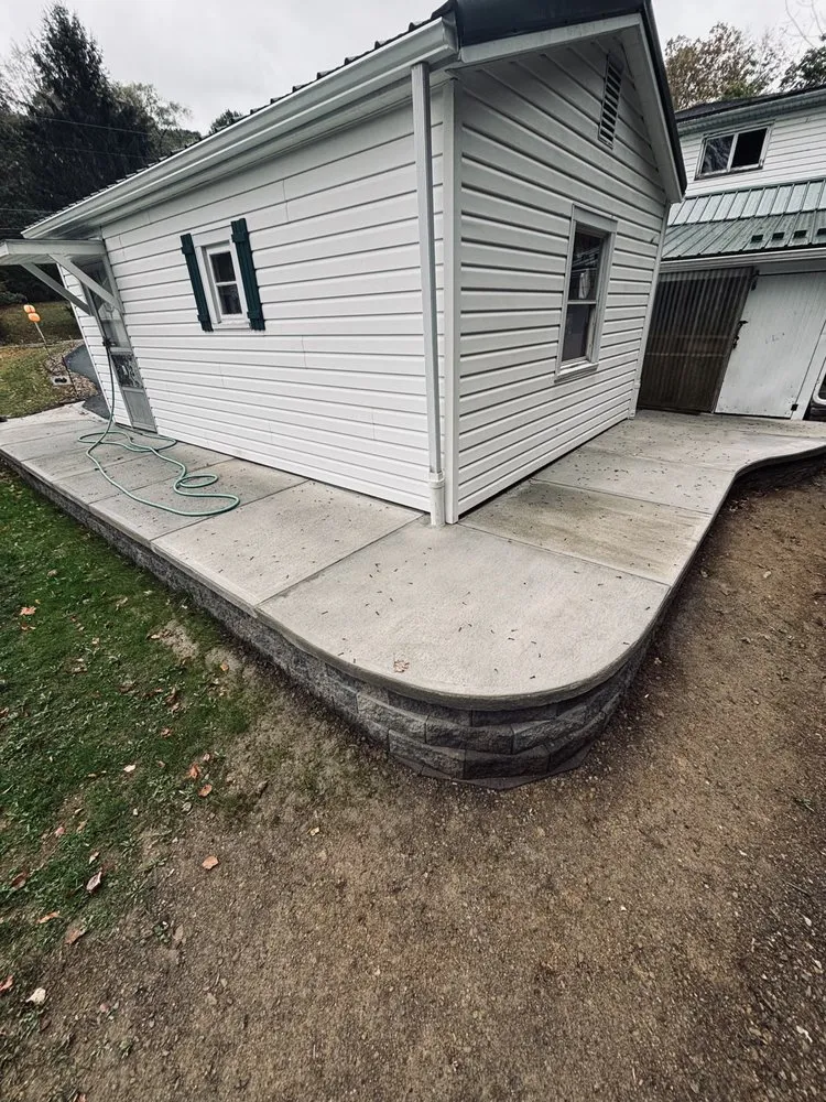 Local yard cleanup service for beautiful yards in Stoystown, PA by Drakes Lawn & Land Services