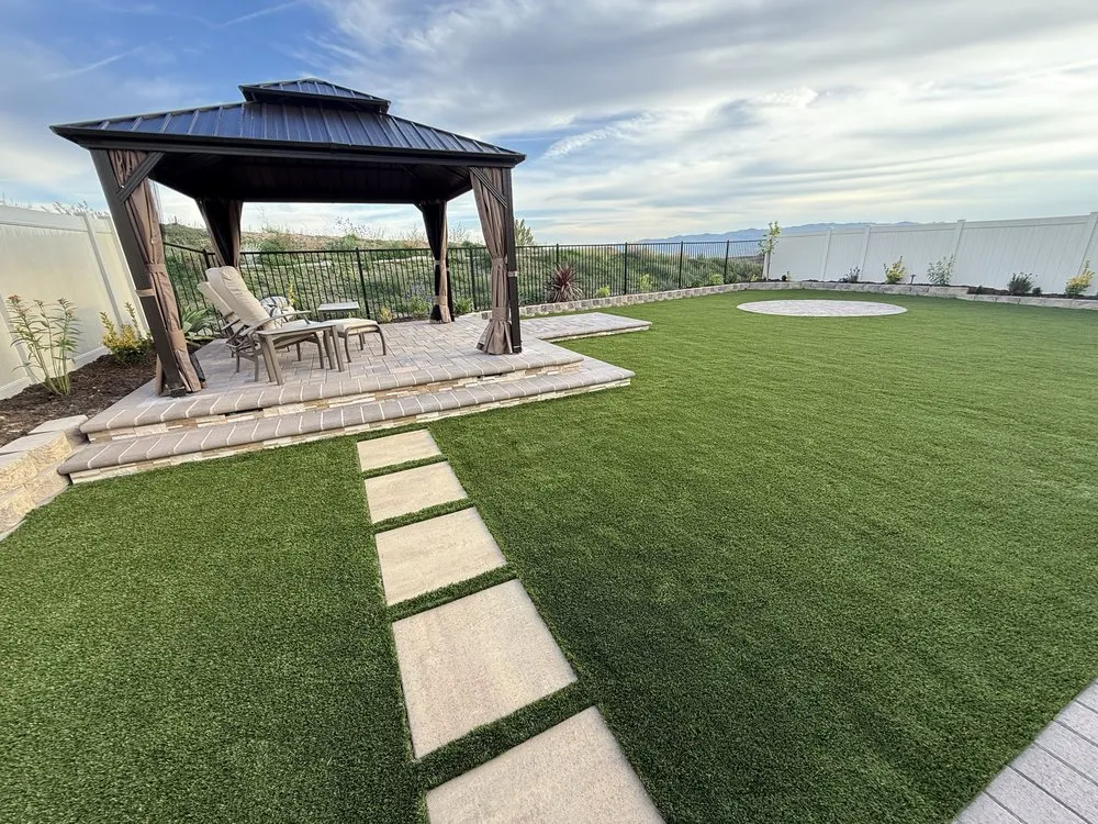Local lawn care service for beautiful yards in Santa Clarita, CA by Dramatic Landscaping