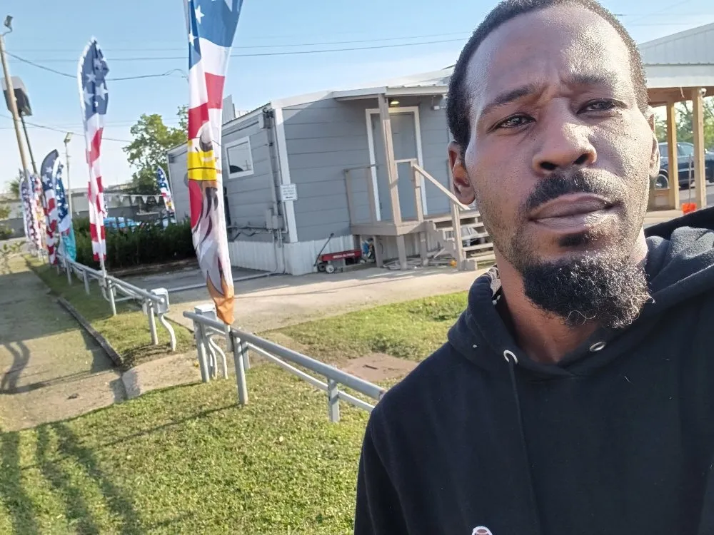 Reliable landscaping services in Kenner, LA by DRB