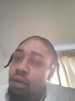 Dre Dnkins Landscaping and Home Improvement Logo