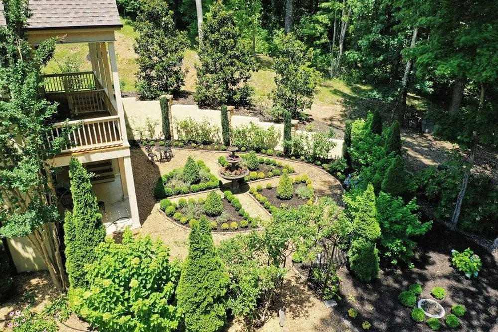 Trusted landscape design in Chattanooga, TN by Dream Gardens