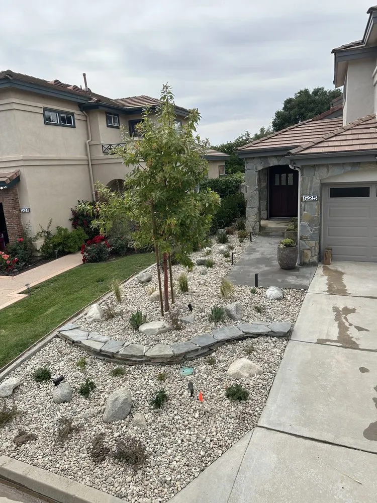 Professional outdoor landscaping with custom design in Thousand Oaks, CA by Dream Green Landscape