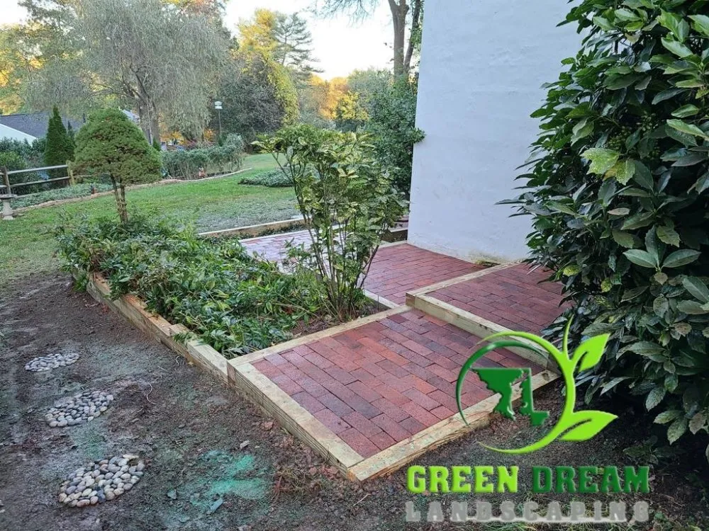 Expert lawn care service for beautiful yards across Rosedale, MD - Dream Green Lanscaping