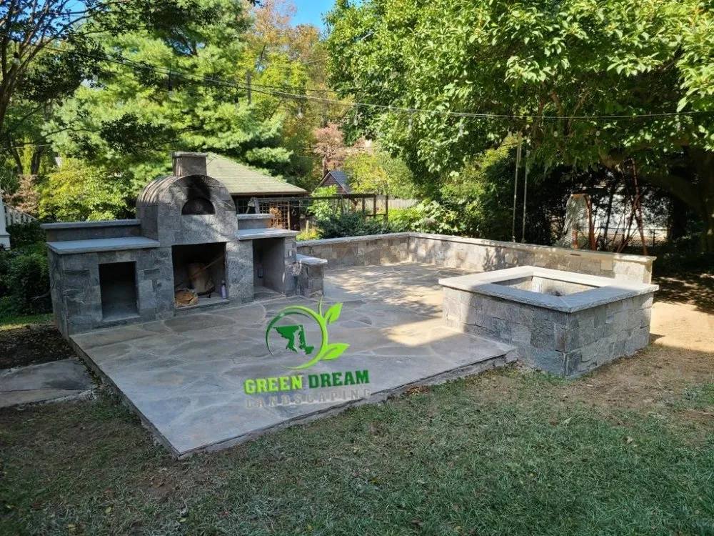 Custom outdoor landscaping in Rosedale, MD by Dream Green Lanscaping