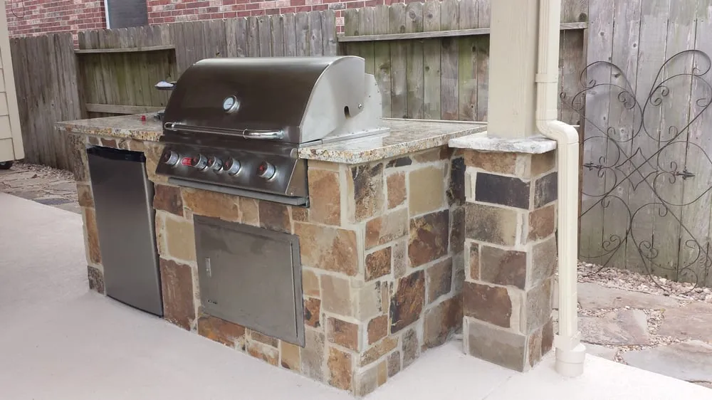 Affordable landscaping services with custom design in Katy, TX by Dream Landscape Design, Inc