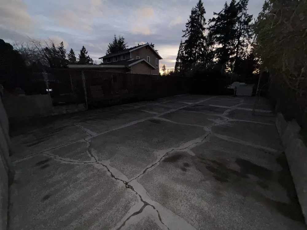 Top-rated garden landscaping for homes in Kirkland, WA by Dream Landscaping