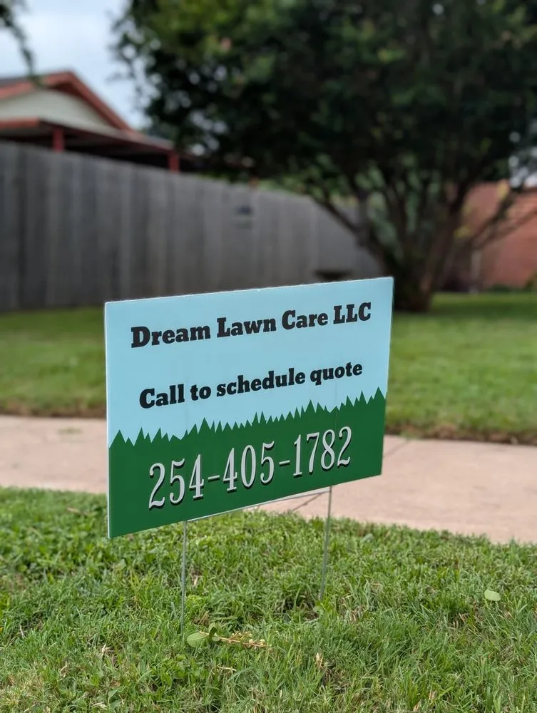 Reliable lawn mowing service in Waco, TX by Dream Lawn Care