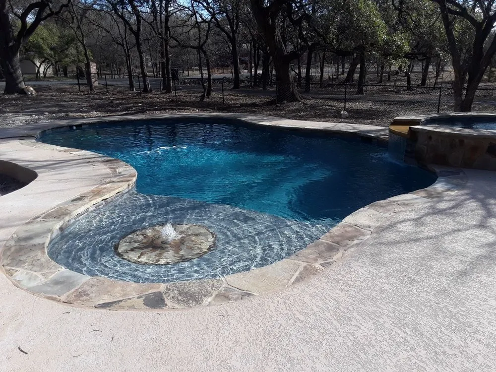Local yard maintenance experts serving Hutto, TX - Dream Pools and Spas