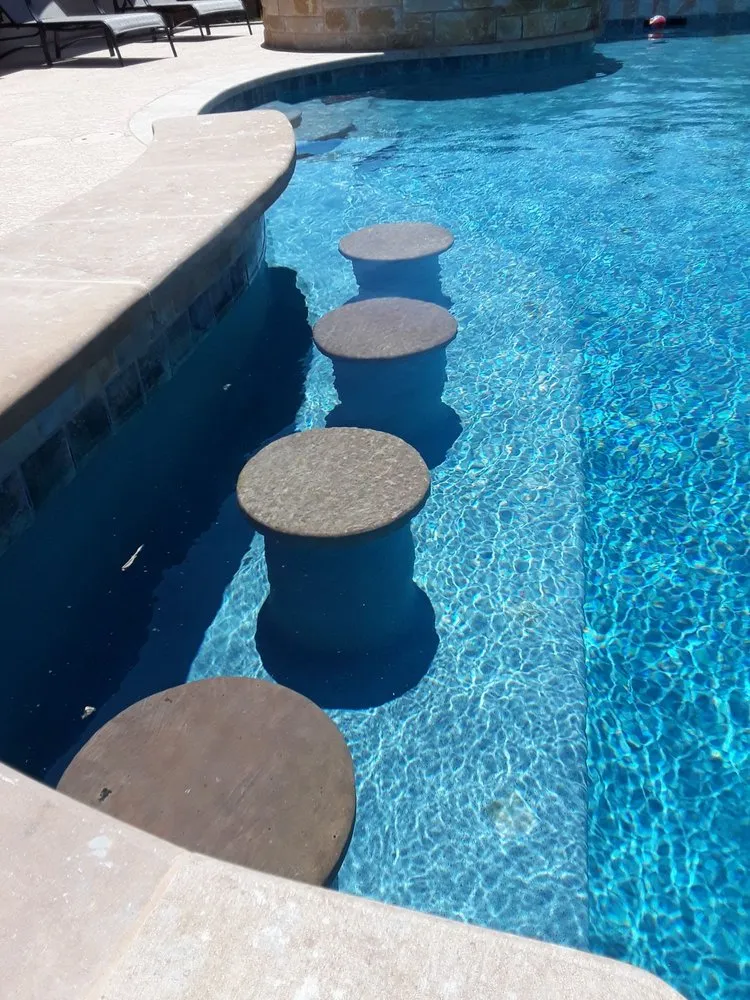 Affordable garden landscaping in Hutto, TX by Dream Pools and Spas