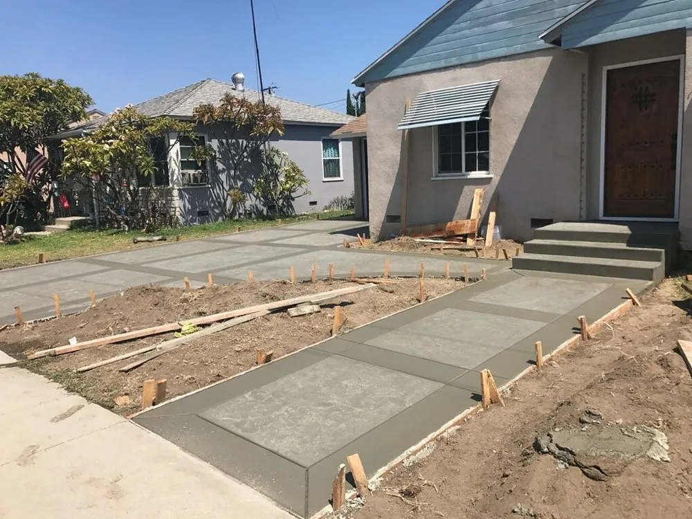 Professional garden landscaping in Altadena, CA by Dream Scape Inc