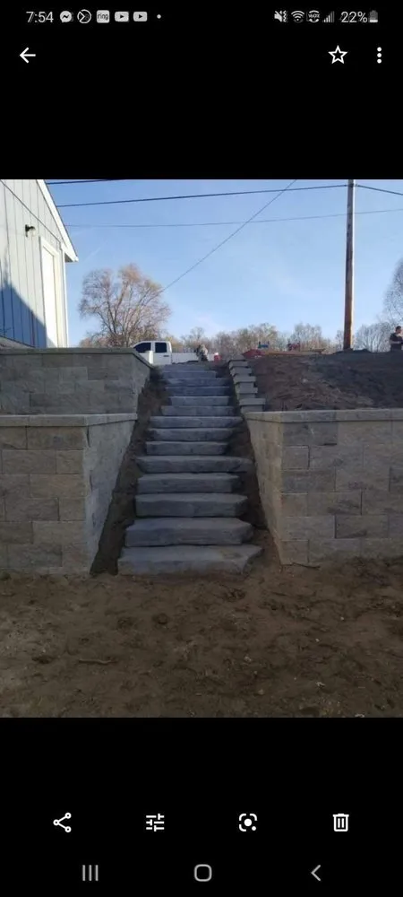 Affordable lawn mowing service in Jackson, MI - Dream Scapes Landscaping