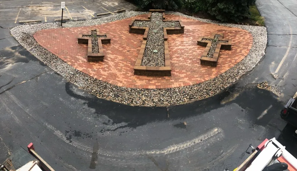 Top-rated outdoor landscaping in Jackson, MI - Dream Scapes Landscaping