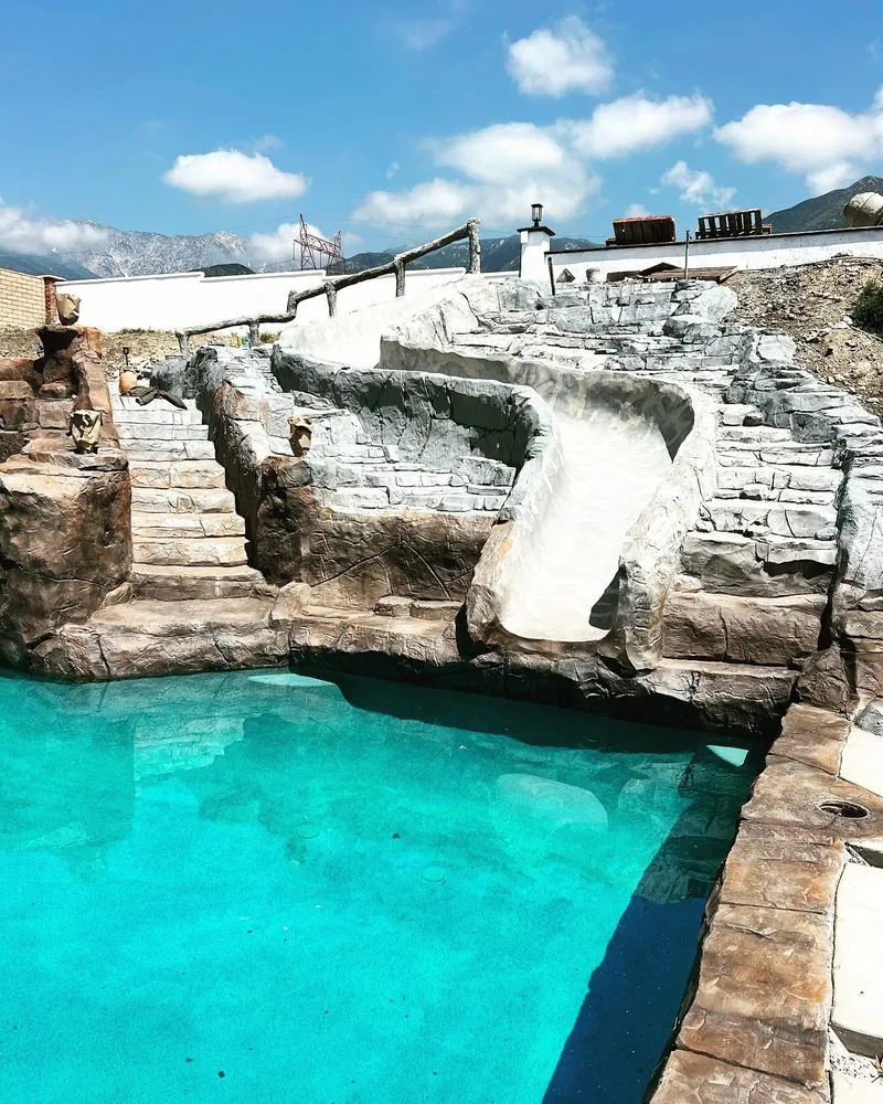 Expert lawn care service with custom design in Temecula, CA by Dream Yards DIY