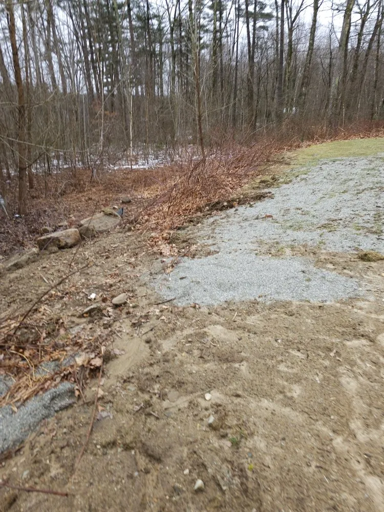 Reliable lawn mowing service experts serving Raymond, NH - Dream Yards