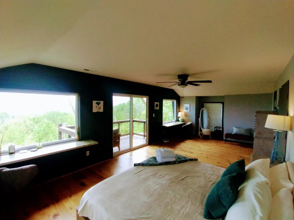 Local lawn mowing service experts serving Blairsville, GA - Dreamcatcher Cabin Cleaning & Lawn Care