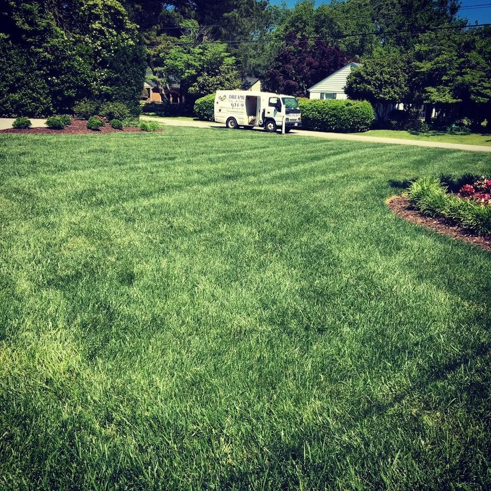 Trusted lawn care service with custom design in Virginia Beach, VA by Dreamlawns