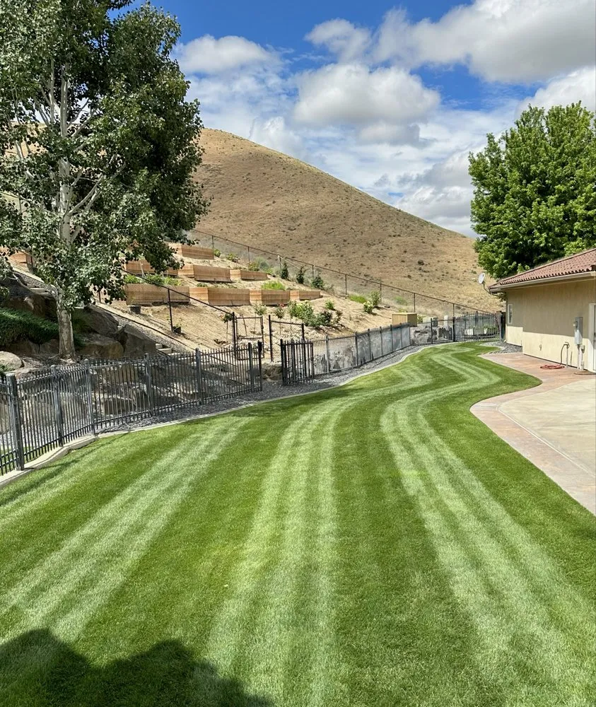 Professional garden landscaping for beautiful yards in Kennewick, WA by Dream’s Landscape Management & Weed Control