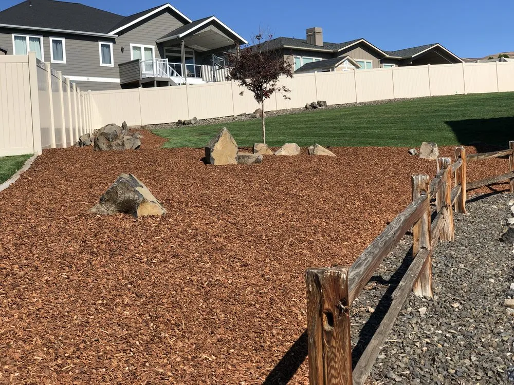 Custom residential landscaping experts serving Kennewick, WA - Dream’s Landscape Management & Weed Control