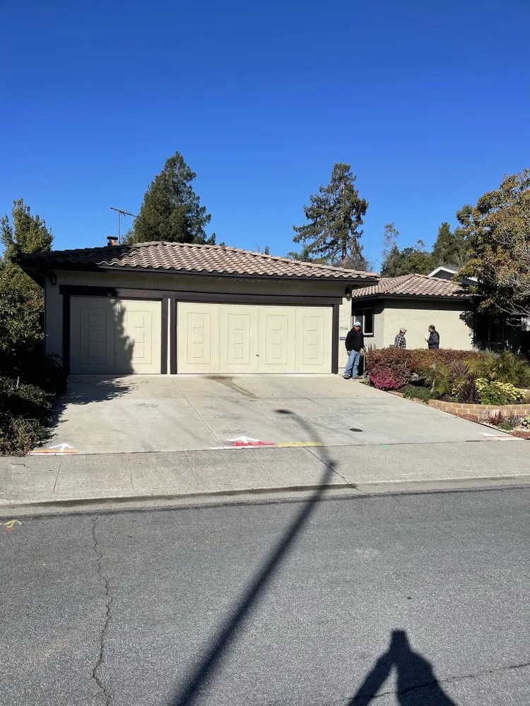 Professional yard maintenance in Sunnyvale, CA - Dreamscape Design & Build