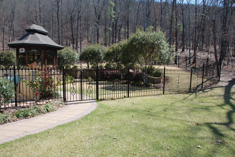 Local outdoor landscaping experts serving Chelsea, AL - Dreamscape Landscapes