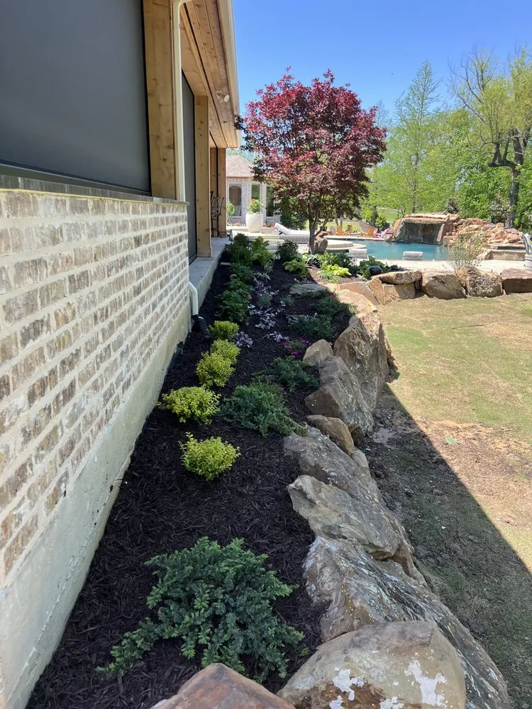 Affordable lawn mowing service experts serving Frisco, TX - Dreamscape Landscaping Designs