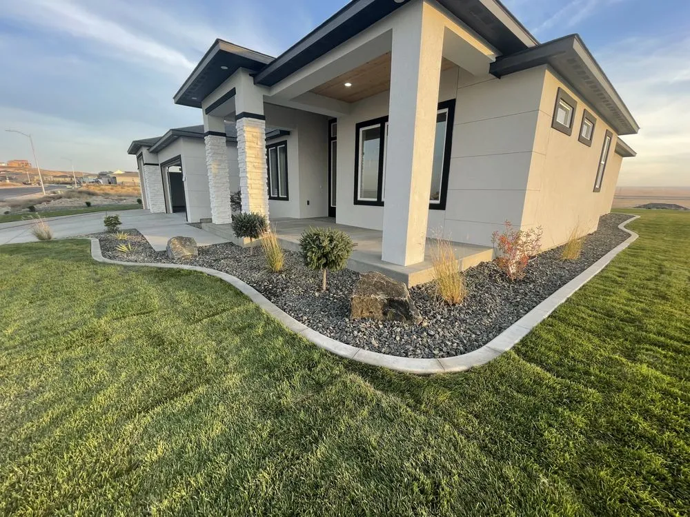 Custom lawn mowing service with custom design across Kennewick, WA - Dreamscape Masonry & Garden