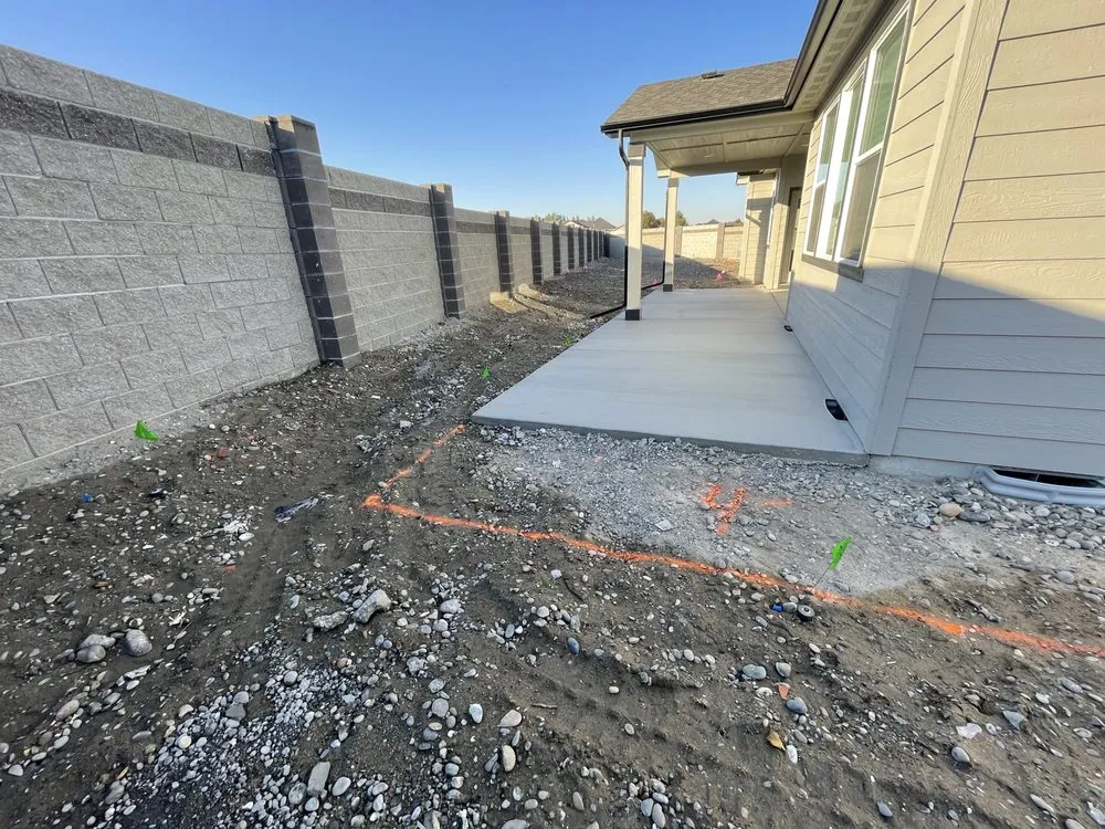 Local lawn care service in Kennewick, WA by Dreamscape Masonry & Garden