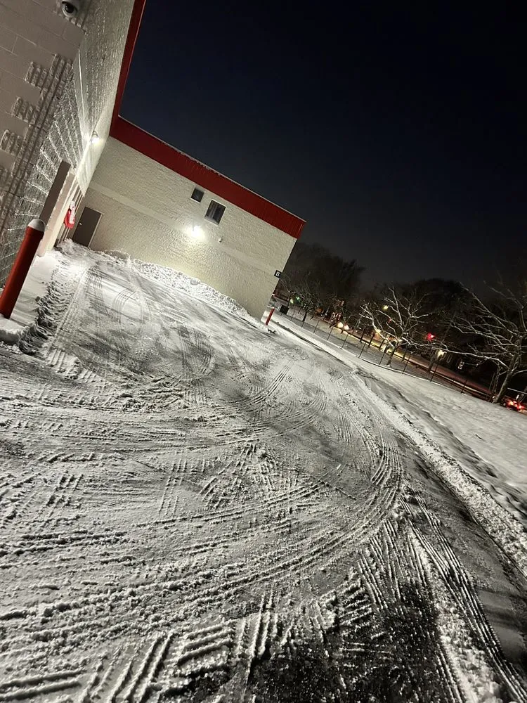 Affordable landscaping services for residential properties in Georgetown, DE by Dreamscape Property Services