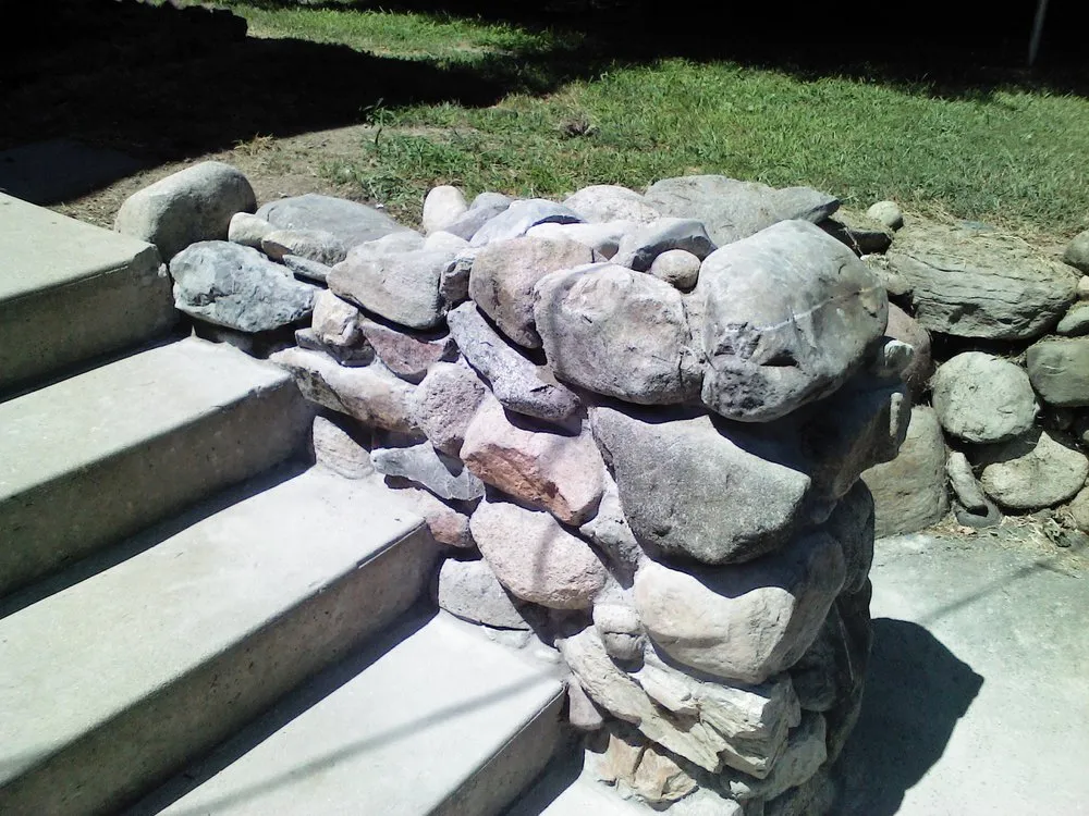 Custom garden landscaping experts serving Sherwood, MI - Dreamscape