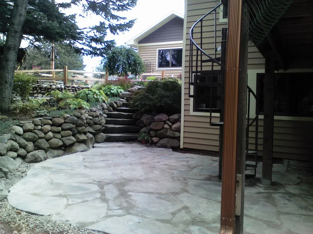 Top-rated lawn mowing service in Sherwood, MI - Dreamscape