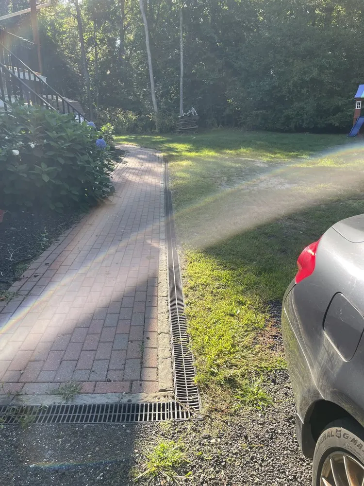 Reliable yard cleanup service experts serving Amston, CT - Dreamscapes