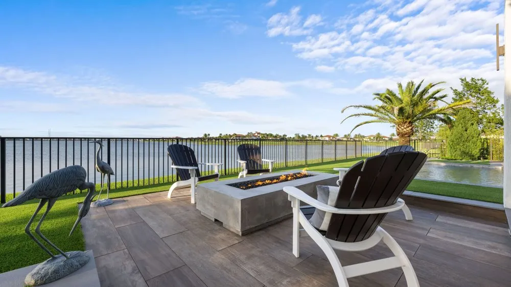 Local yard cleanup service for beautiful yards across Parkland, FL - Dreamscapes By Zury