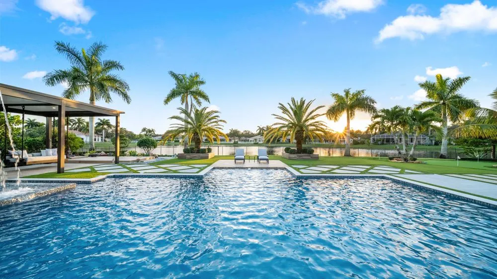 Local yard maintenance for beautiful yards across Parkland, FL - Dreamscapes By Zury