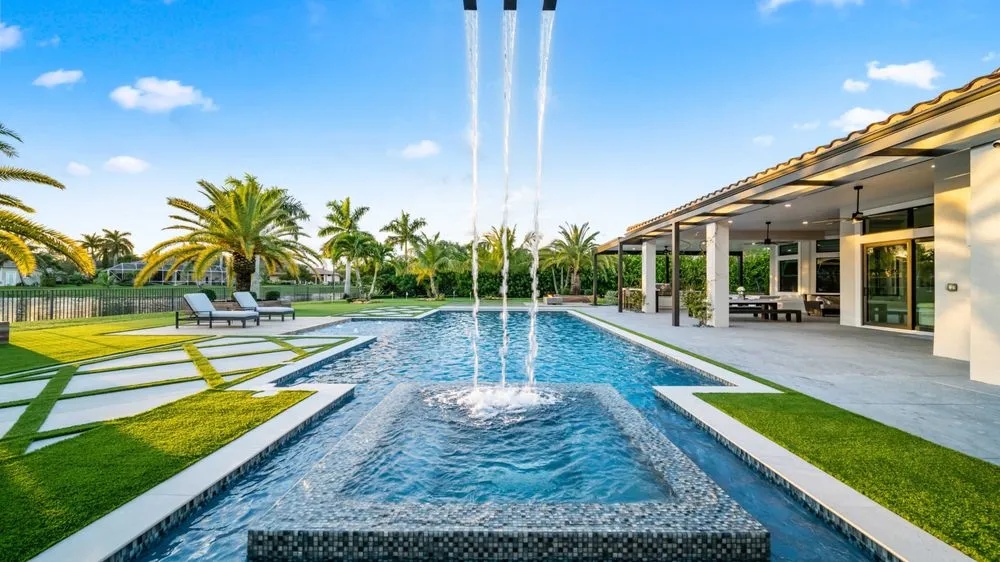 Custom landscaping services experts serving Parkland, FL - Dreamscapes By Zury