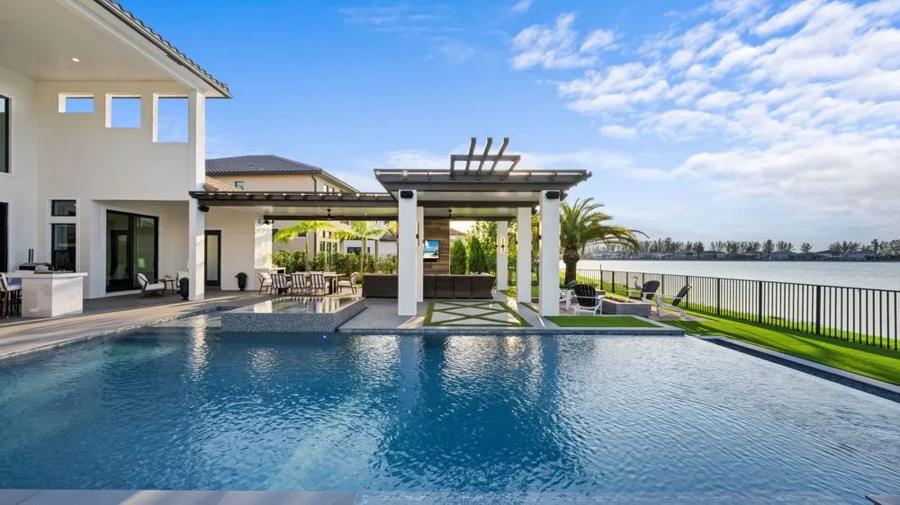 Professional landscape installation in Parkland, FL - Dreamscapes By Zury