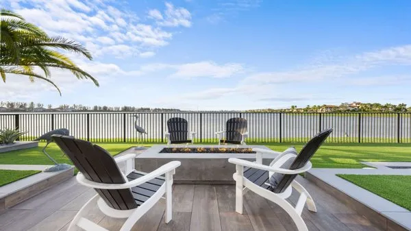 Dreamscapes By Zury Logo