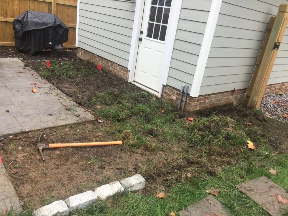 Top-rated lawn mowing service near you in Glen Allen, VA by Dreamscapes