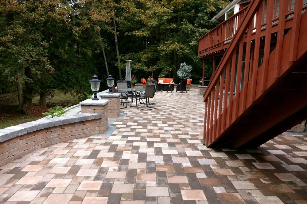 Affordable yard maintenance near you in Bothell, WA by Dreamscapes Landscape & Design