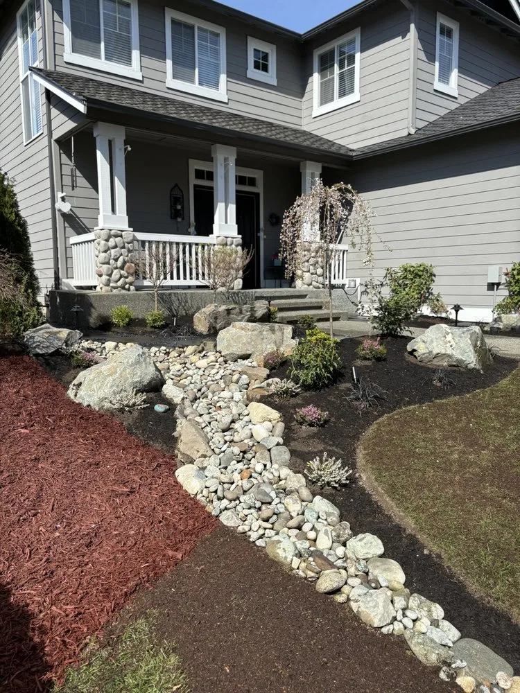 Custom landscape design in Bothell, WA by Dreamscapes Landscape & Design